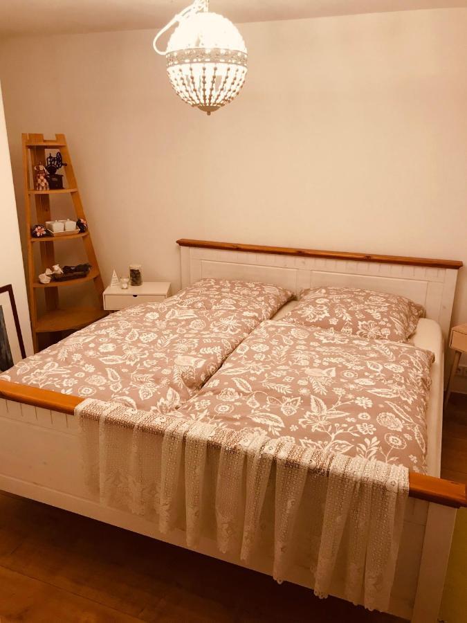 Soutterain - Wohnung Mit Senkgarten Weingarten  Eksteriør billede